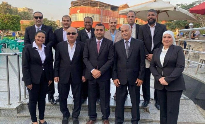 "أحمد الأحمر يقدم أوراق ترشحه لانتخابات نادي النصر"