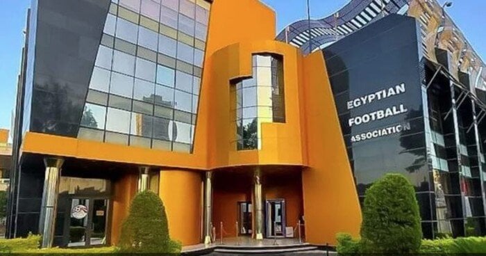 اتحاد الكرة ينفي أي خلافات مع وزارة الشباب والرياضة