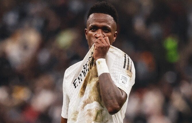 باريس سان جيرمان الخيار المفضل لفينيسيوس في حال رحيله عن ريال مدريد