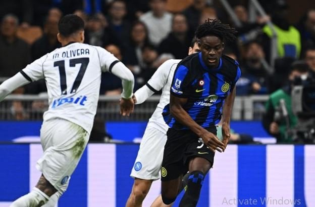 تشكيلة نابولي وإنتر ميلان المتوقعة في قمة الكالتشيو بالدوري الإيطالي