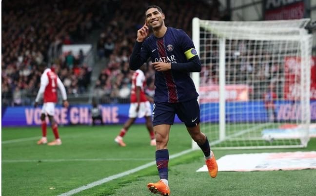 حكيمي يقود باريس سان جيرمان للفوز على بريست في الدوري الفرنسي 2023