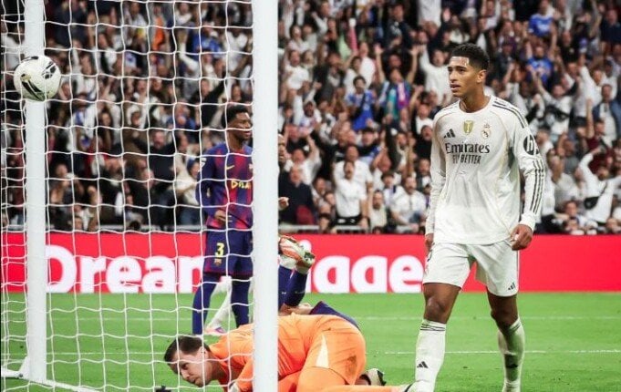 ريال مدريد يتفوق على برشلونة في الشوط الأول بكلاسيكو الدوري الإسباني