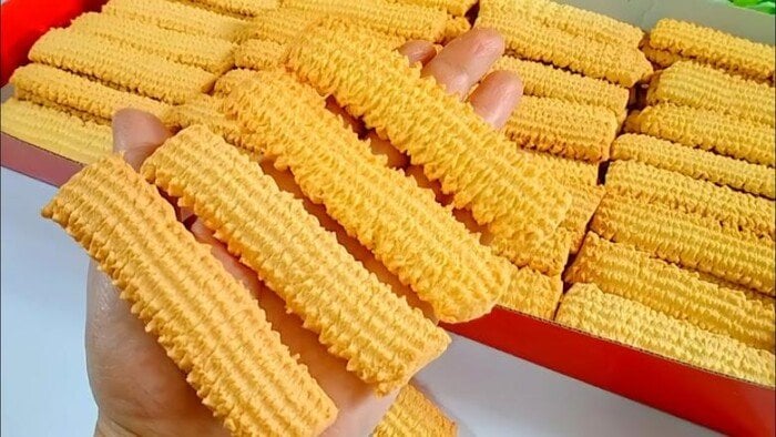 طريقة عمل بسكويت النشادر بطريقة سهلة وطعم لذيذ بقوام هش