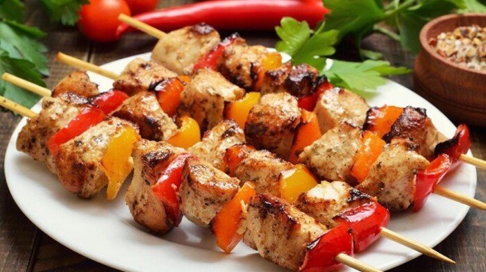 طريقة عمل شيش طاووق لذيذ في المنزل بسهولة