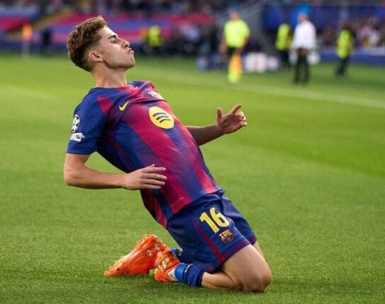 فيرمين لوبيز يسجل هدف التعادل لبرشلونة ضد ريال مدريد في الدوري الإسباني