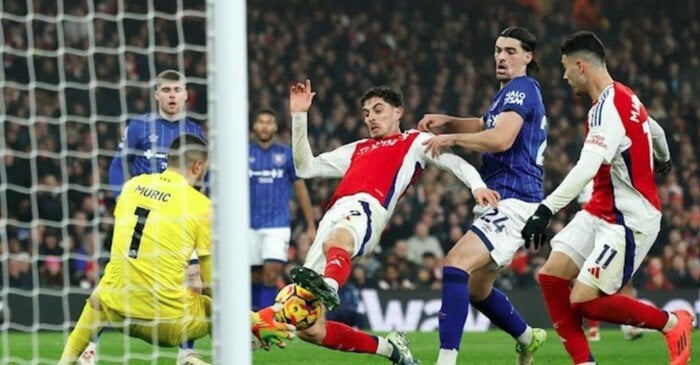 موعد مباراة آرسنال ضد برايتون في كأس الرابطة الإنجليزية 2023 والقنوات الناقلة