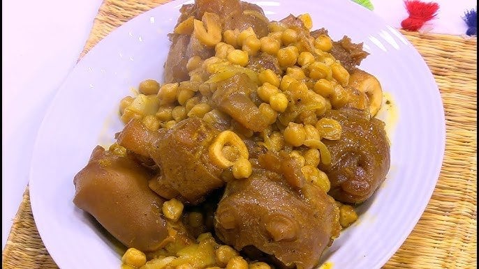 طريقة عمل طاجن الكوارع بالحمص بخطوات سهلة وبسيطة