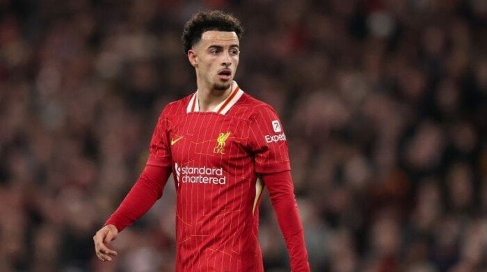 "عودة جونز لتدريبات ليفربول قبل مواجهة ريال مدريد وغموض غياب إيزاك"