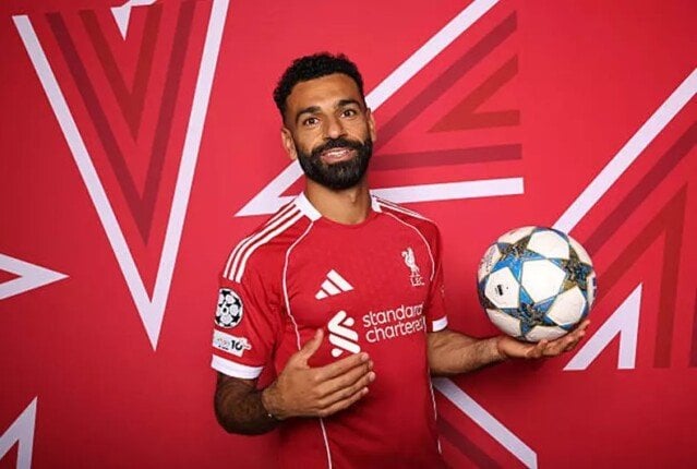 محمد صلاح يقود تشكيل ليفربول في مواجهة أستون فيلا بالدوري الإنجليزي