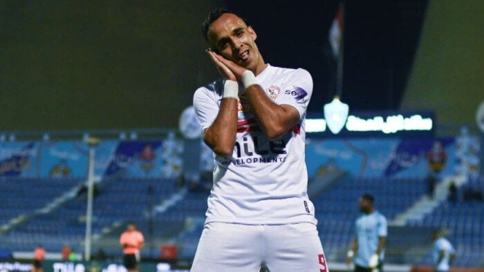 ناصر منسي يعبر عن غضبه بعد استبعاده من رحلة السوبر مع الزمالك